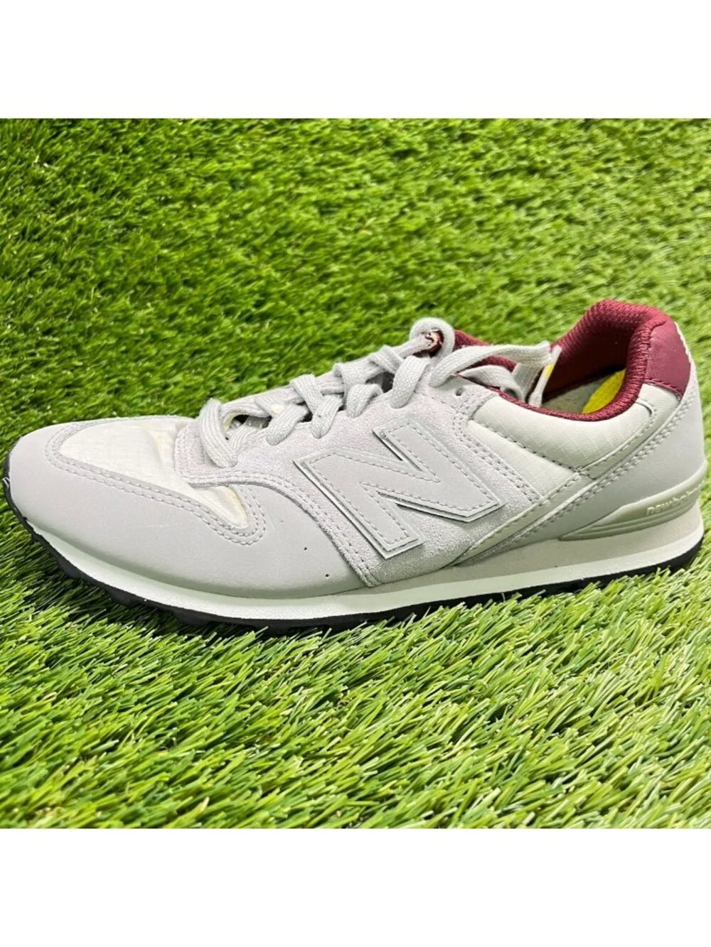 New Balance 996 Womens Size 6.5 Gray Burgundy Athletic Running Shoes Sneakers